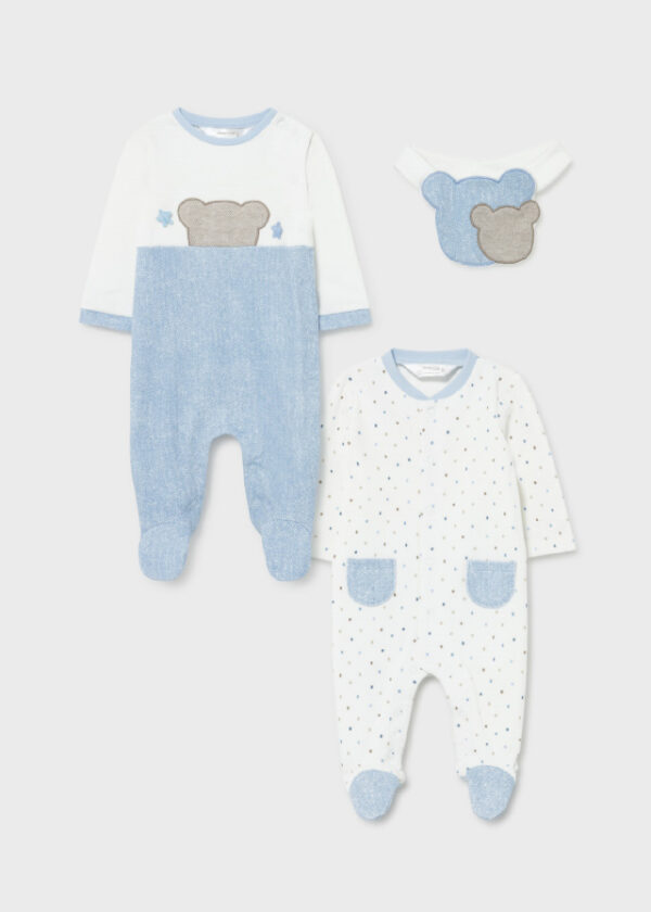 Pijamas a elegir y uno con babero algodón Newborn